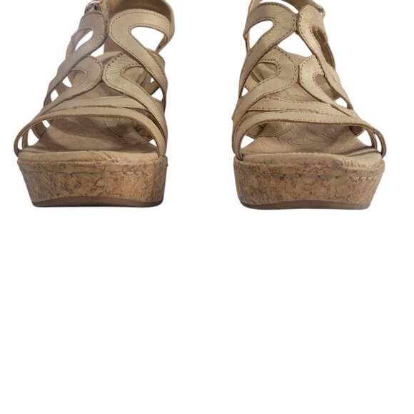 BOC Born Nilsa Wedge Sandals Size 9 Gold High Platform Strappy Padded Comfort - Picture 7 of 15